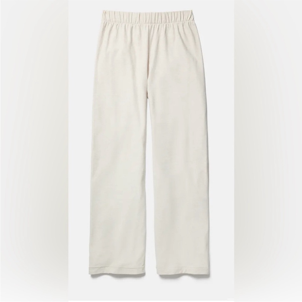NWOT CloudKnit Wide Leg Pant